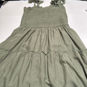 NWT Women’s Green Summer Dress